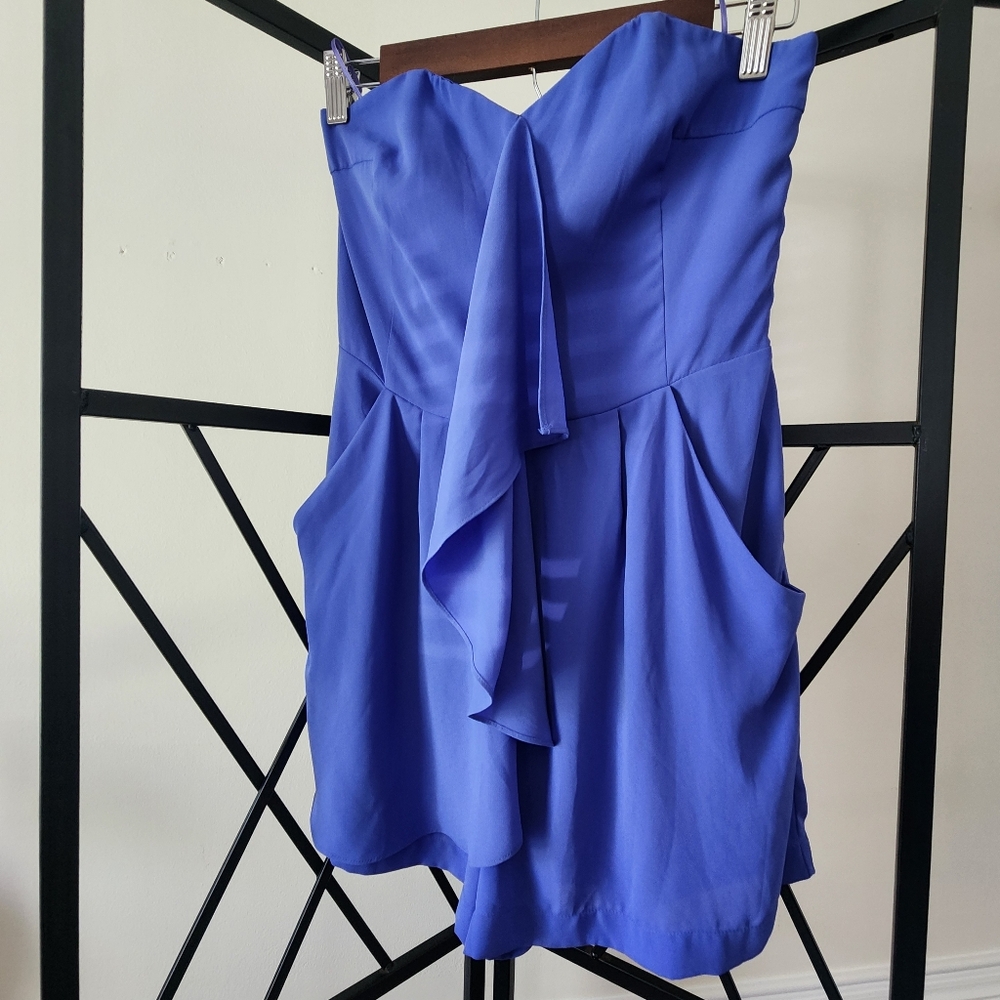Express Women's Periwinkle Blue Strapless Sweetheart Ruffle Front Romper Size 2